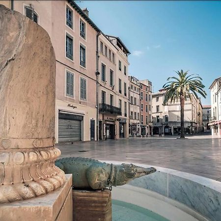 L'Historien - Avec Balcon Coeur De Nimes Apartment Екстериор снимка