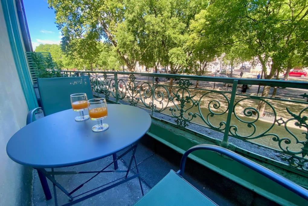 L'Historien - Avec Balcon Coeur De Nimes Apartment Екстериор снимка