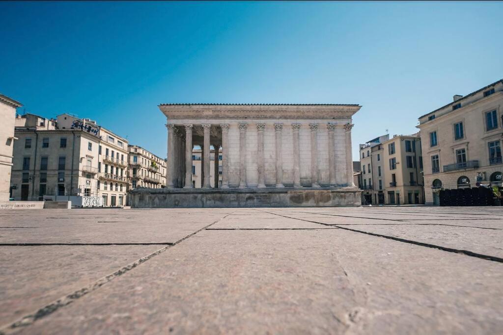 L'Historien - Avec Balcon Coeur De Nimes Apartment Екстериор снимка